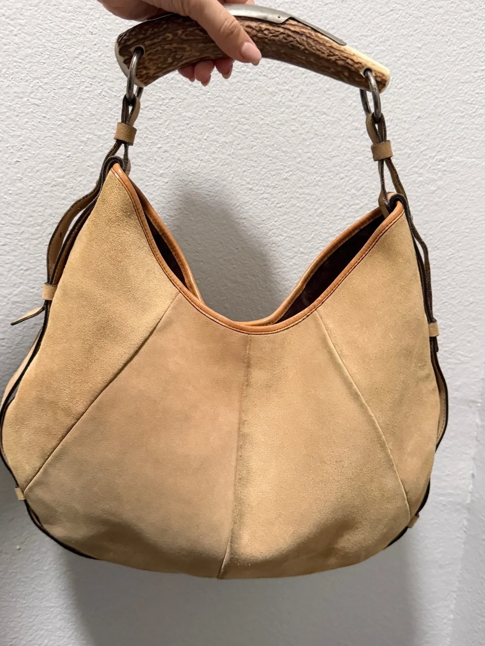 ❤️Tom ford Era Yves Saint Laurent Rive Gauche   Medium Suede Mombasa bag